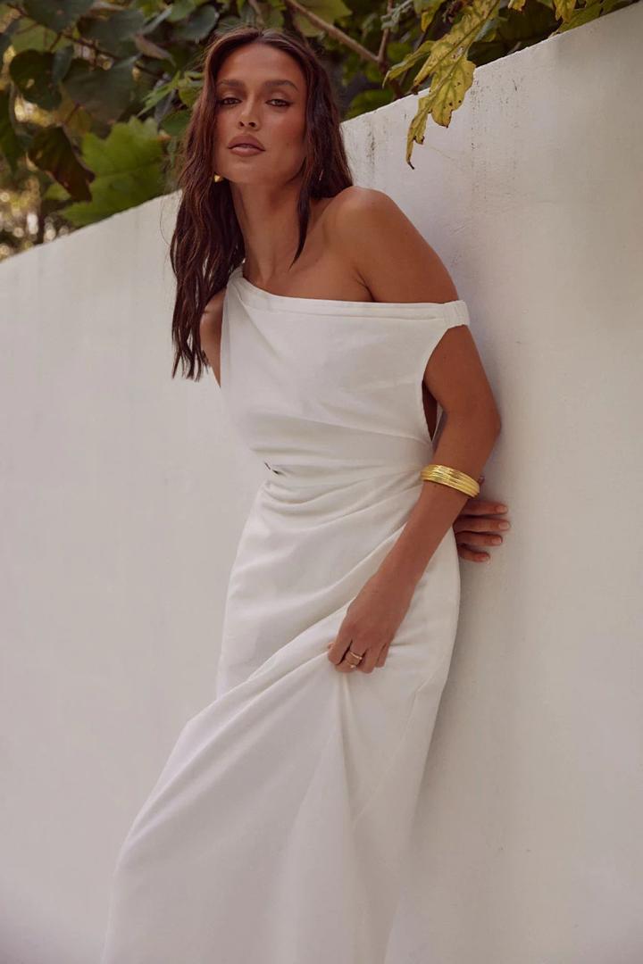 Athene | Linen dress with slanted shoulder