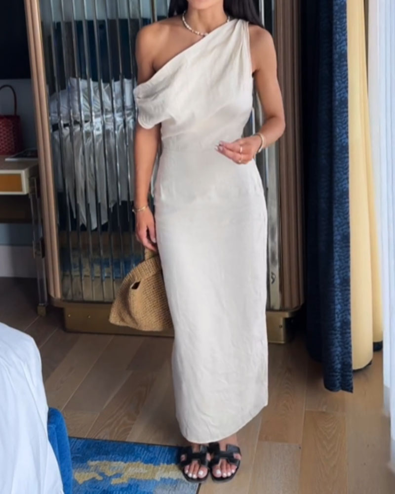 Athene | Linen dress with slanted shoulder